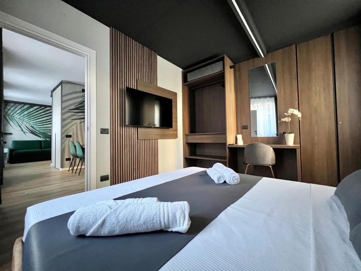Prestige Duomo Apartment - Lake Como Exterior photo